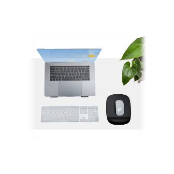 STARTECH.COM Mouse Pad with Hand rest 17x18x2cm Ergonomic Mouse Pad with Wrist Support Non-Slip Base Cushioned Gel Pad